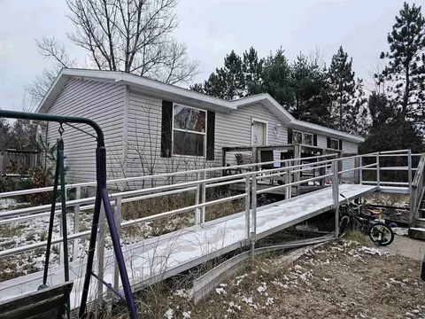 3060 15th Ave, Wisconsin Dells, WI 53965