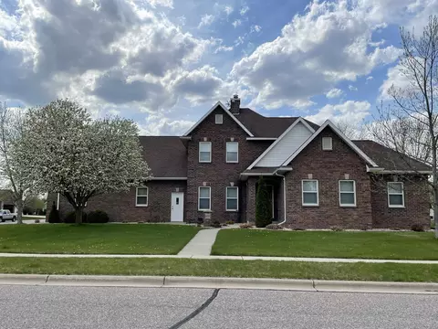 225 Mulberry St, Sauk City, WI 53583