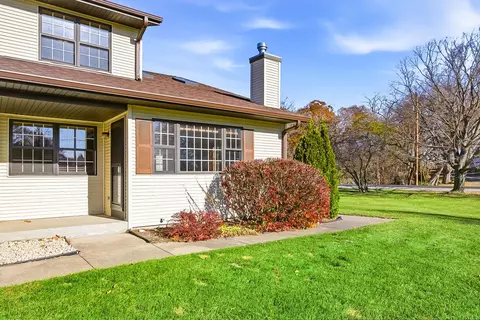 n6959 Rock Lake Road #1, Lake Mills, WI 53551
