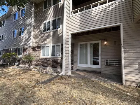 1140 Morraine View Dr #105, Madison, WI 53719