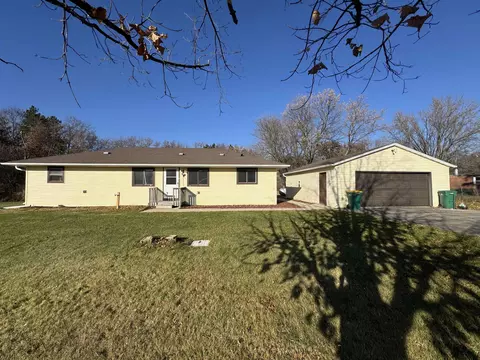S4603a Raven Acres Drive, Baraboo, WI 53913