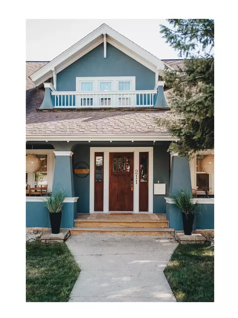 211 W Main St, Sun Prairie, WI 53590