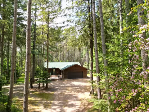 1851 Arrow Ct, Woodruff, WI 54568