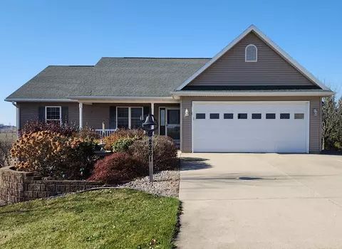 n2261 Richland Road, Monroe, WI 53566