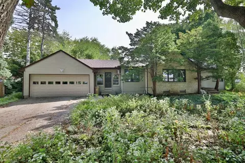 713 Redland Dr, Madison, WI 53714