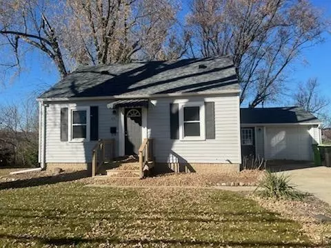 380 Fond Du Lac St, Waupun, WI 53963