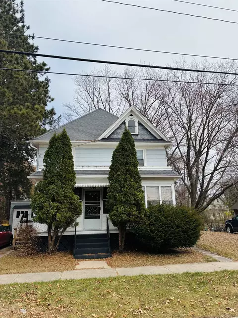 544 N Walnut St, Reedsburg, WI 53959