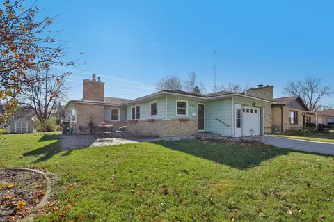 401 3rd Ave, New Glarus, WI 53574