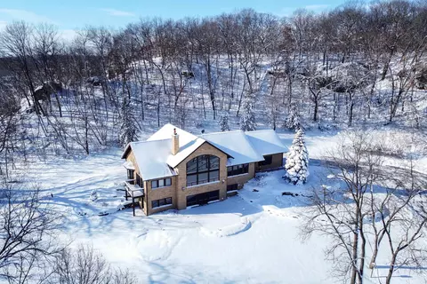5949 Korback Rd, Spring Green, WI 53588
