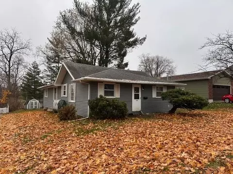 725 Jefferson St, Platteville, WI 53818