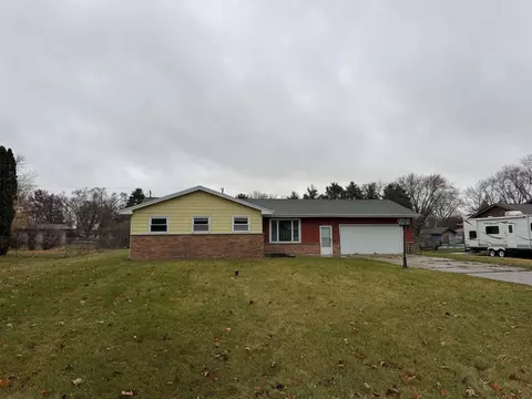 2411 E West Hart Rd, Beloit, WI 53511