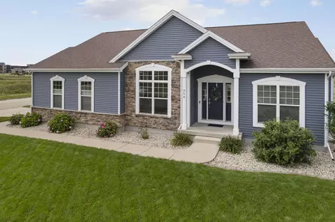 354 Crescendo Dr, Sun Prairie, WI 53590