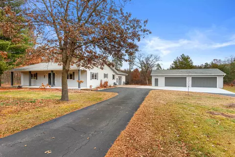 352 Quiet Waters Trl, Nekoosa, WI 54457