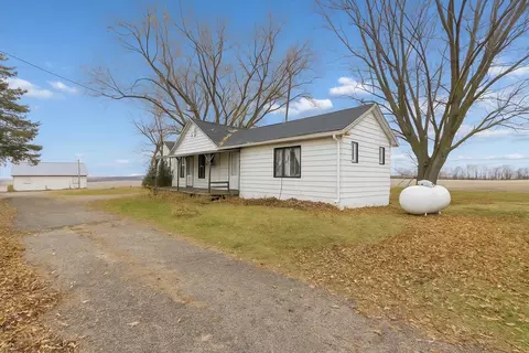 6337 W 6343 W Highway 11, Janesville, WI 53548