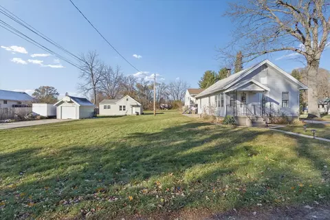 1328 Bittel St, Beloit, WI 53511