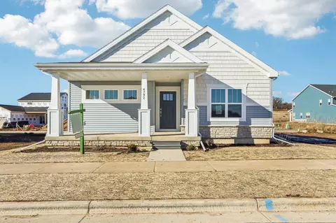 4792 Lacy Rd, Fitchburg, WI 53711
