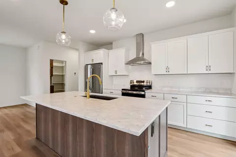 6643 Redpoll Rd, Middleton, WI 53562