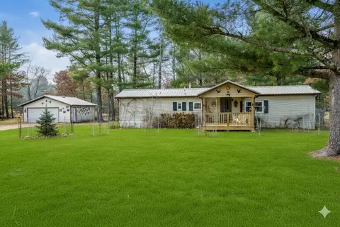 2029 Maple St, Friendship, WI 53934