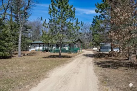 1142 Fawn Ct, Grand Marsh, WI 53936