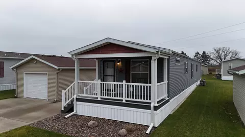 535 Collin Dr, Tomah, WI 54660
