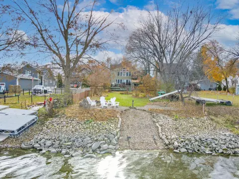 519 E Milwaukee Ave, Fort Atkinson, WI 53538