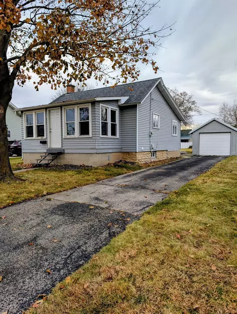 517 W Jefferson St, Waupun, WI 53963