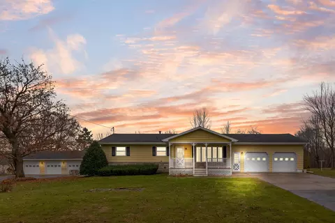 W2463 County Hwy H, Poy Sippi, WI 54967