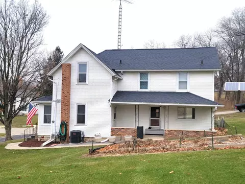 213 East St, Argyle, WI 53504