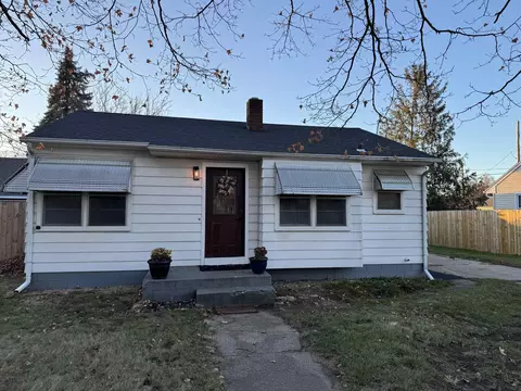 2028 Prairie Ave, Beloit, WI 53511