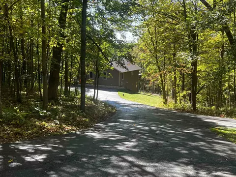 e2573 South Dutch Hollow Road, La Valle, WI 53941