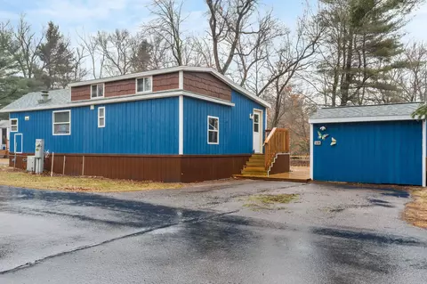 139 Sugar Maple Cir #160, Wisconsin Dells, WI 53965