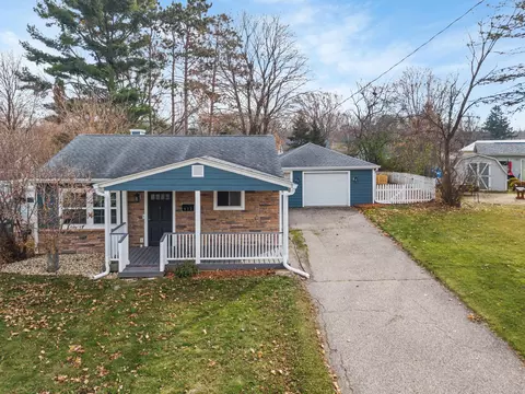 433 Rachael Rd, Baraboo, WI 53913