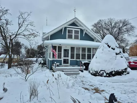 115 Elm St, Deforest, WI 53532