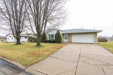 516 N Washington St, Cuba City, WI 53807