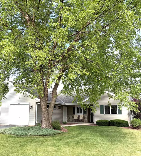616 Reena Ave, Fort Atkinson, WI 53538