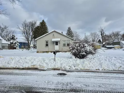 31 S Willard Ave, Janesville, WI 53548