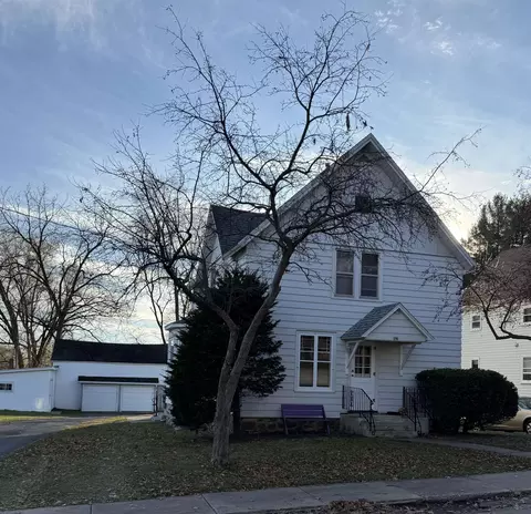 246 Clay St, Montello, WI 53949 photo 2