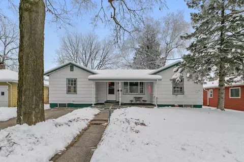 426 Monroe St, Sauk City, WI 53583