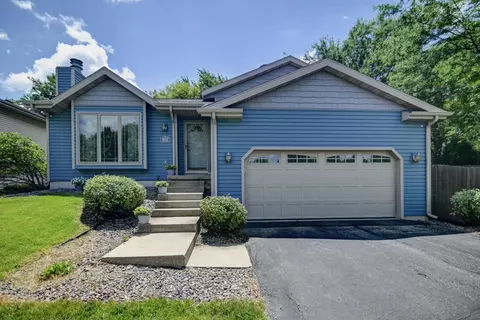 6157 Thornebury Dr, Madison, WI 53719