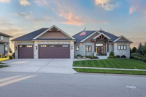 6259 John F Kennedy Dr, Deforest, WI 53532