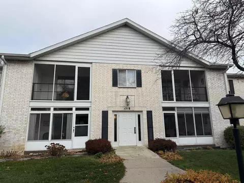 1518 Golf View Rd #B, Madison, WI 53704