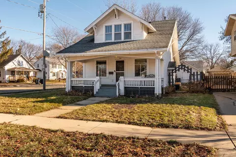 746 Eisenhower Ave, Janesville, WI 53545
