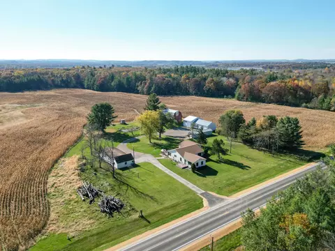 28133 County Highway Et, Tomah, WI 54660