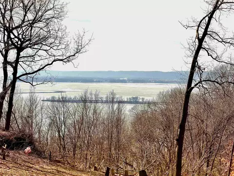 20549 Big Timber Ridge Rd, Eastman, WI 54626