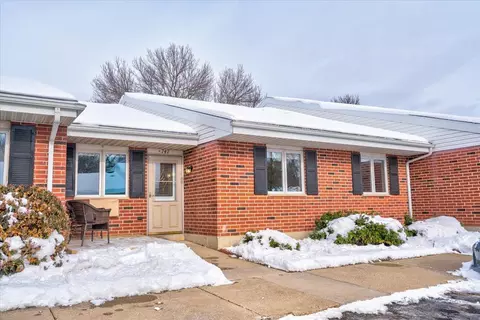 747 Kottke Dr, Madison, WI 53719