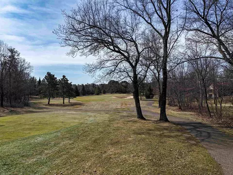 456 Tomahawk Trl, Nekoosa, WI 54457