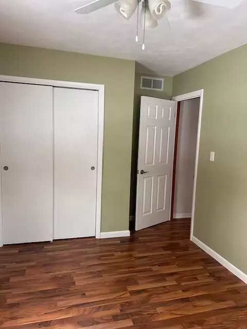 Bedroom - 401 E 6th Ave, Brodhead, WI 53520 photo 3 of 5
