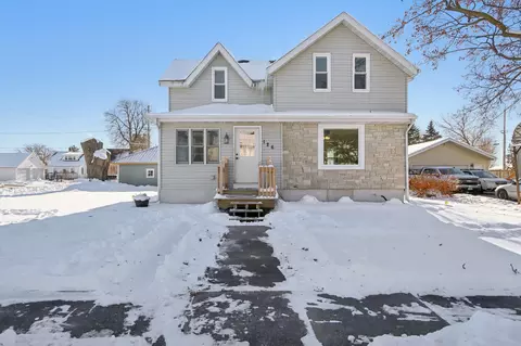 126 Reagles St, Arlington, WI 53911