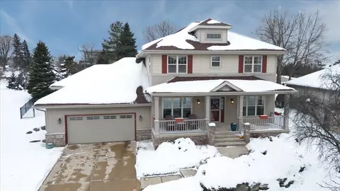 6106 Fredericksburg Ln, Madison, WI 53718