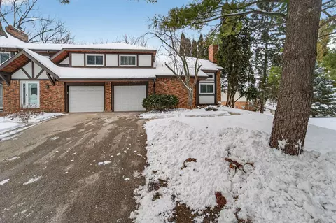 1222 N Gammon Rd, Middleton, WI 53562
